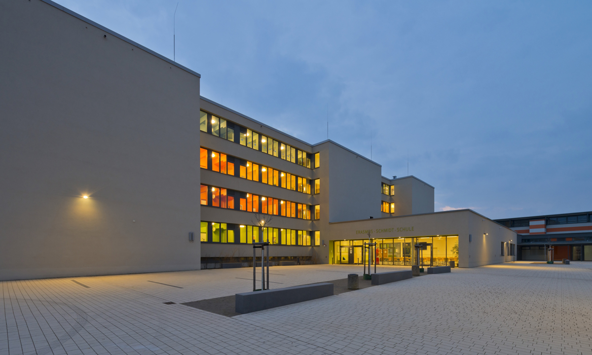 Copyright Michael Miltzow 2021 9946.jpg